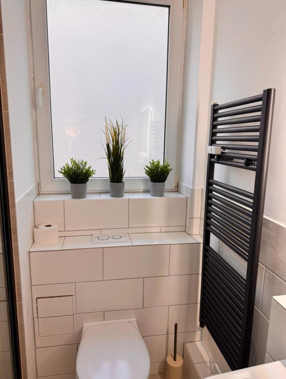 New Apartment In Magdeburg Buckau - Waschmaschine, Smart-Tv, Neues Badezimmer Exterior foto